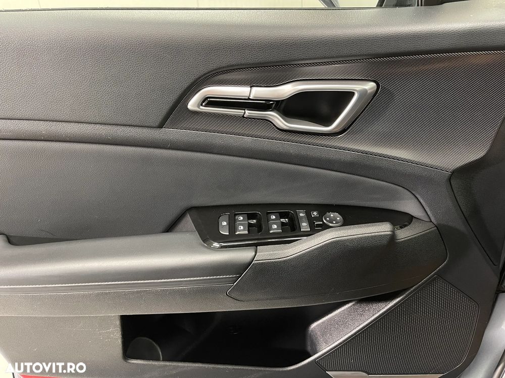 Kia Sportage 1.6T-GDI Hybrid 2WD Aut. Spirit - 29