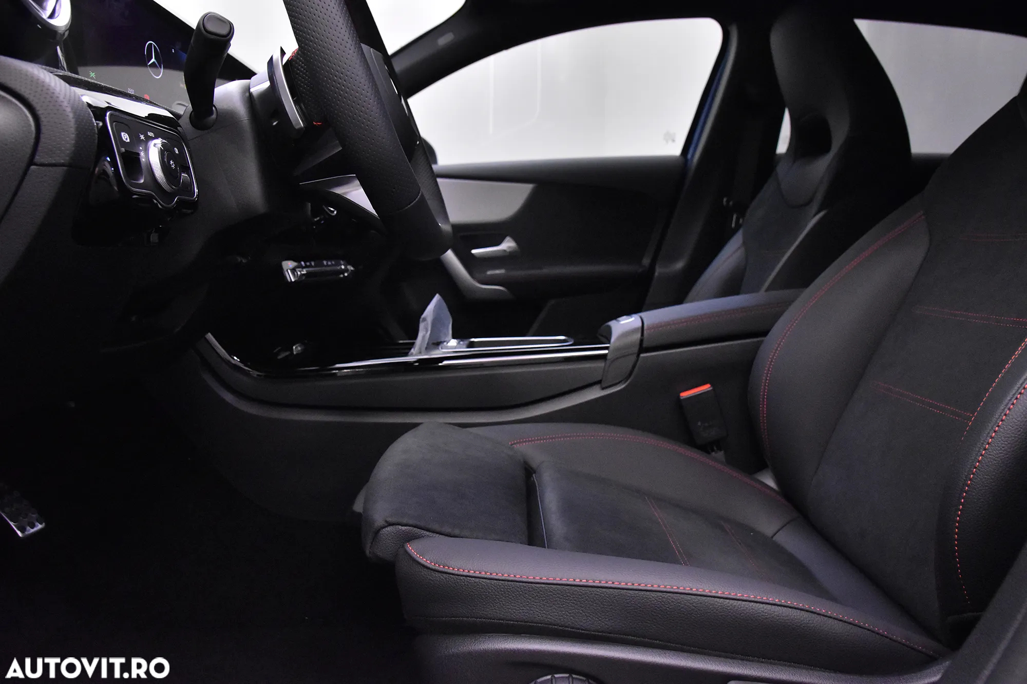 Mercedes-Benz A 180 MHEV 7G-DCT - 24