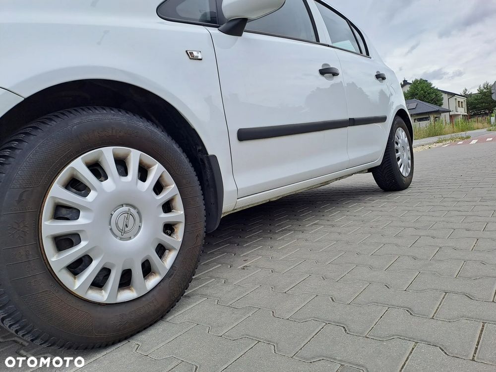 Opel Corsa 1.2 16V Enjoy - 8