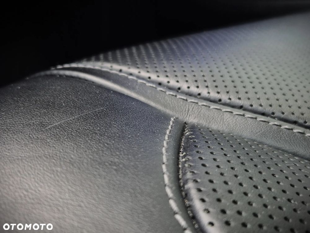 Mercedes-Benz Klasa S 560 4-Matic L 9G-TRONIC - 14