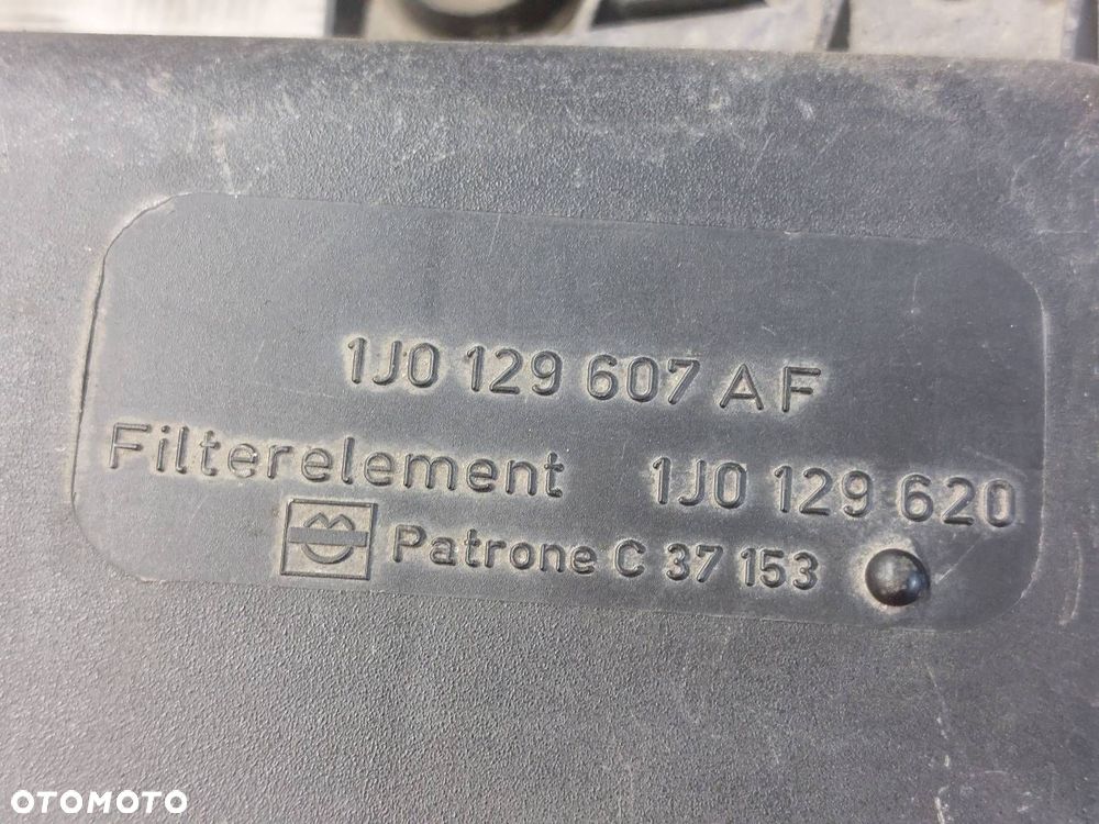 OBUDOWA FILTRA POWIETRZA + PRZEPŁYWOMIERZ OCTAVIA I 1.6 8V 1J0129607AF - 2