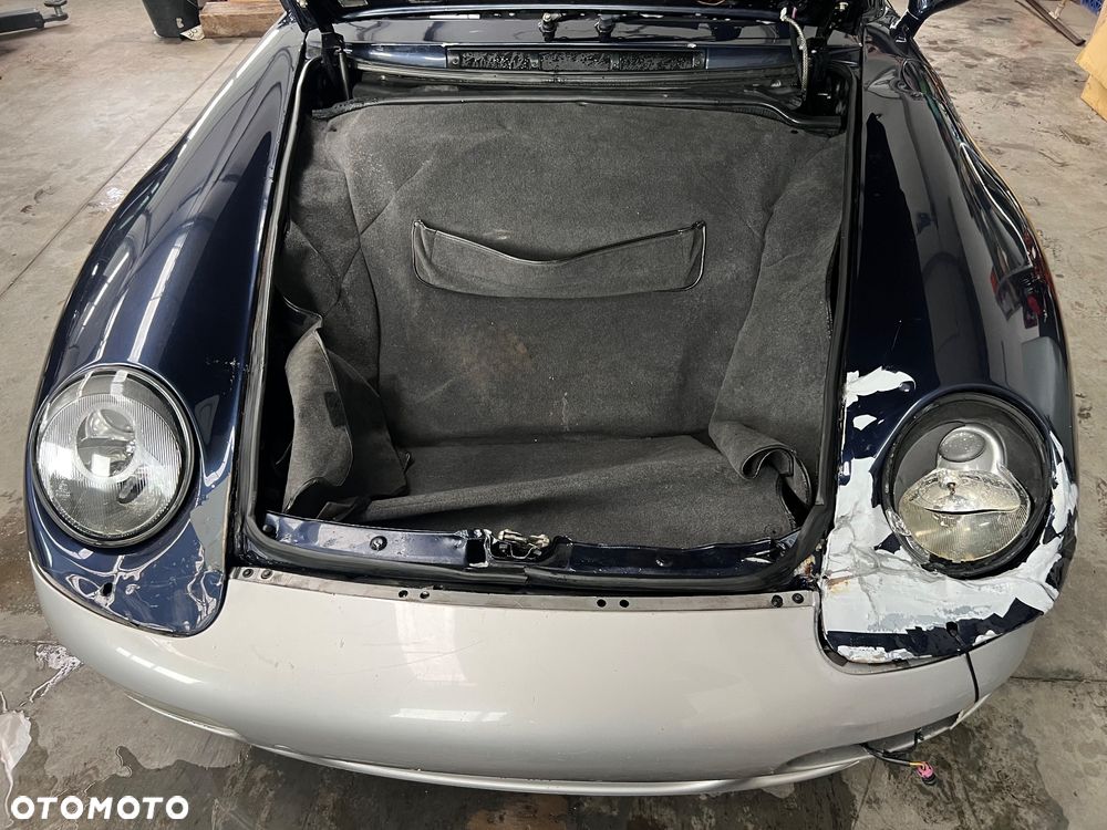 Porsche 911 Carrera - 22