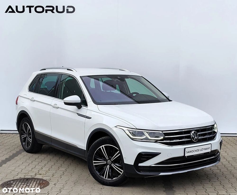 Volkswagen Tiguan 2.0 TDI Elegance DSG - 40