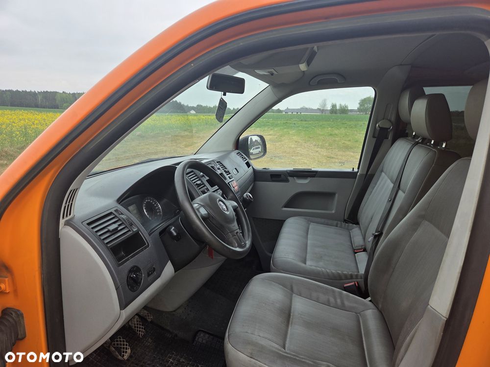 Volkswagen Transporter - 5