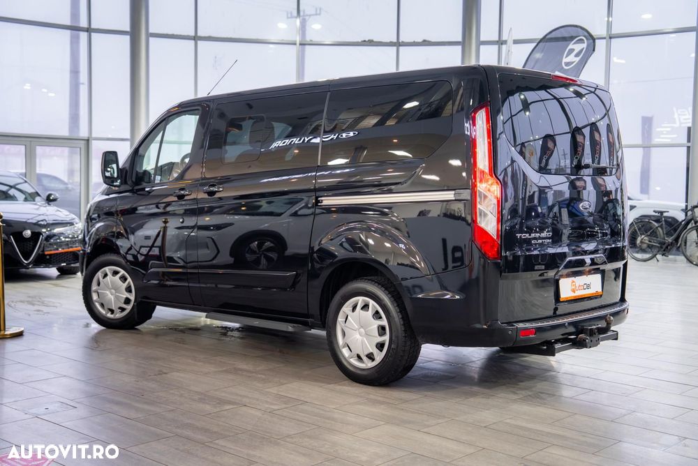 Ford Tourneo Custom 300 L1H1 VA Titanium - 11