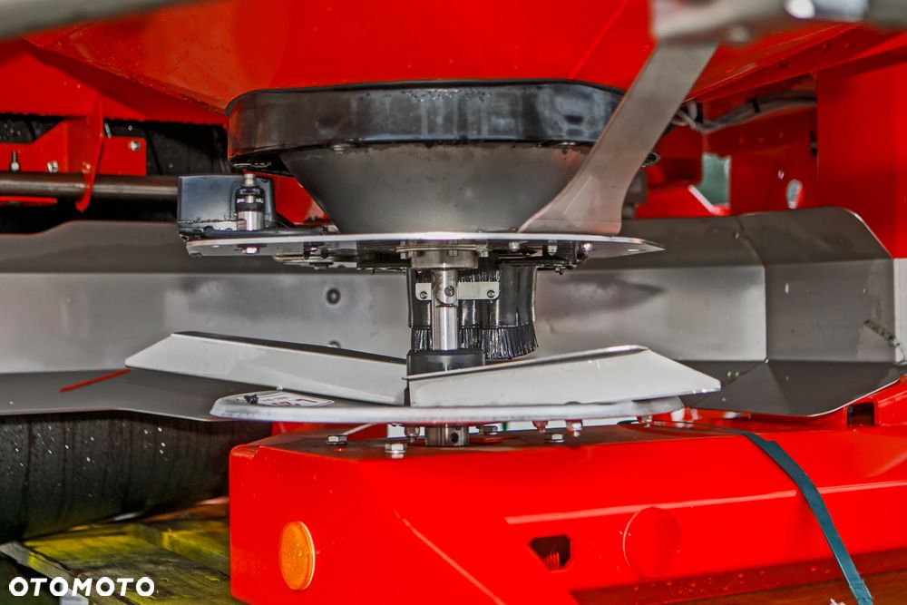 Maschio Gaspardo Precyzyjny rozsiewacz z wagą PRIMO EW 213 - 16