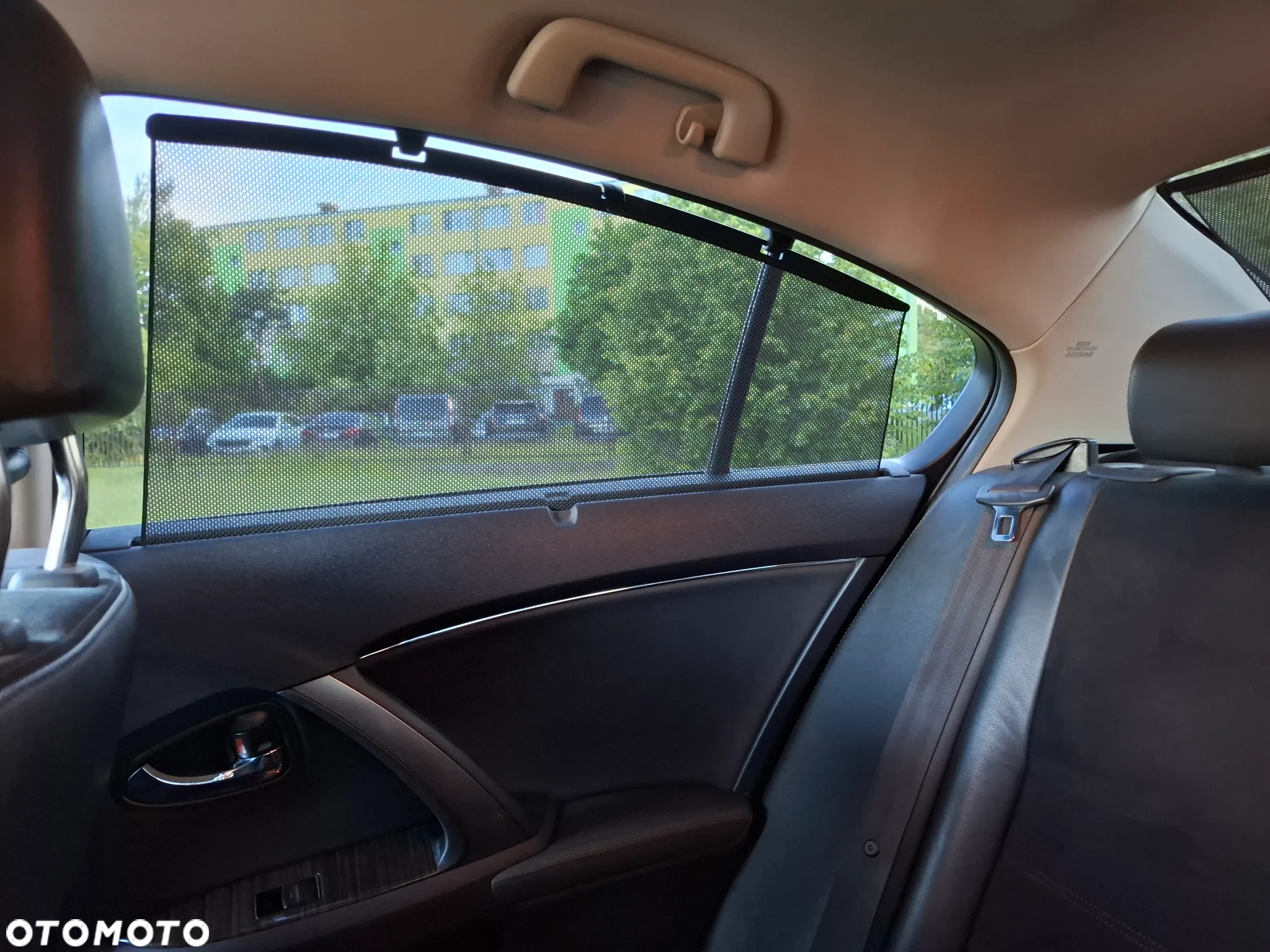 Toyota Avensis 1.8 Prestige MS - 37