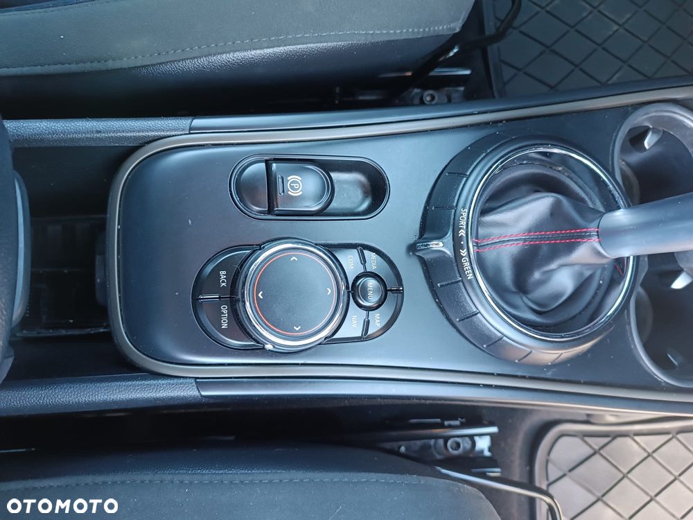 MINI Countryman Cooper SD ALL4 - 9