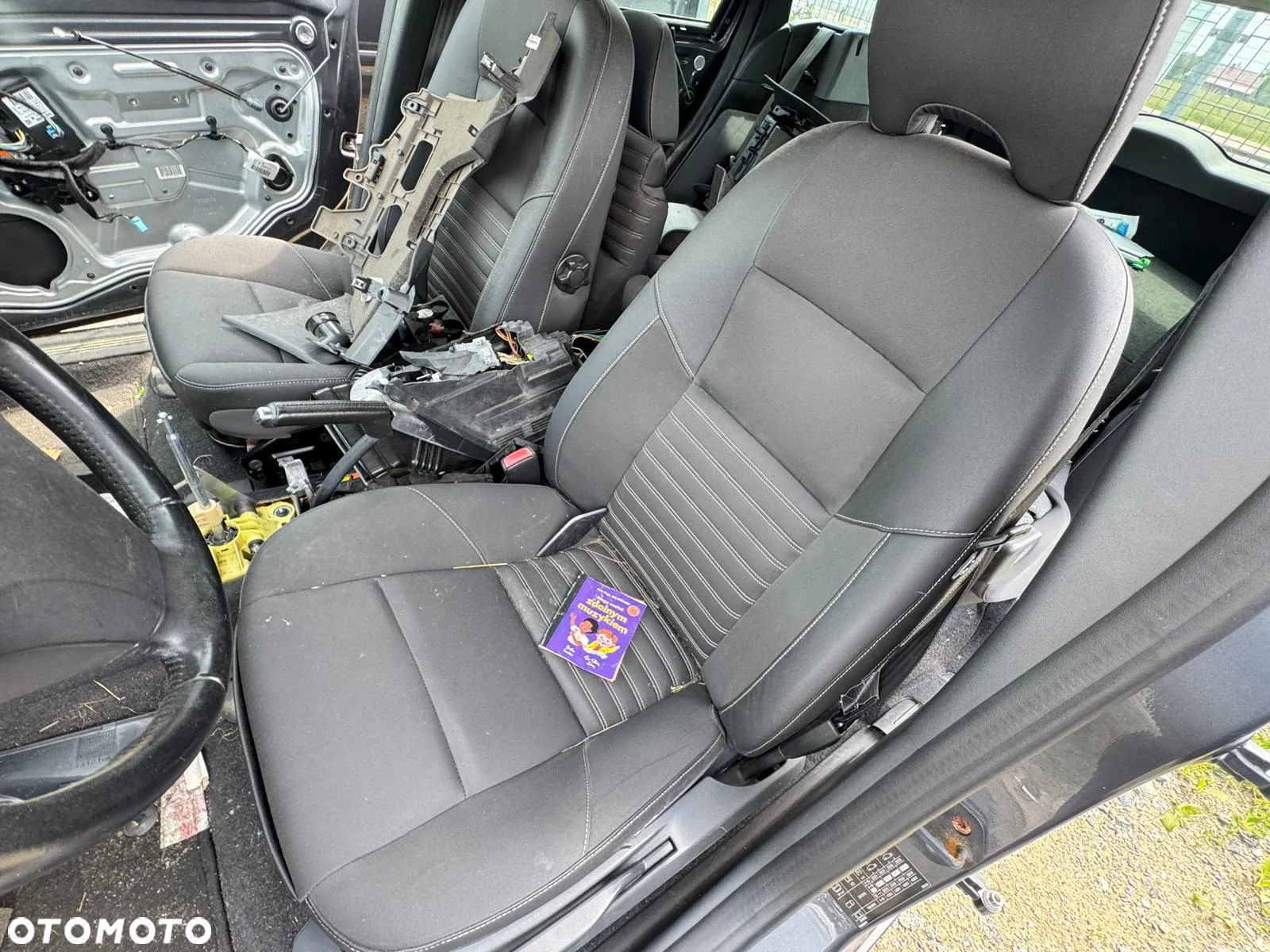 VOLVO V50 2012 r poj. 2.0 Diesel 150 KM  - części - 14
