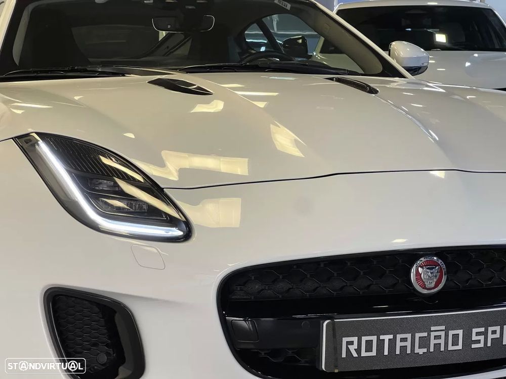 Jaguar F-Type P300 Aut. R-Dynamic Black - 43