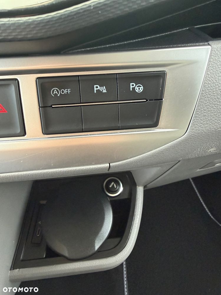 Volkswagen Caravelle 2.0 TDI L2 Highline DSG - 36