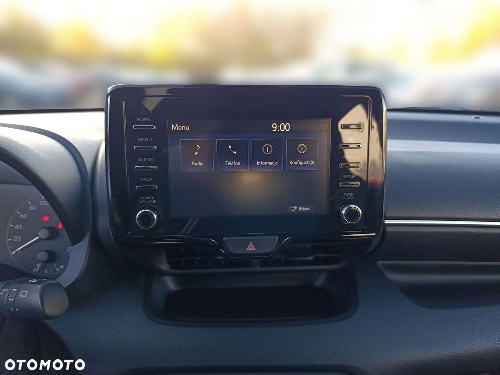 Toyota Yaris 1.5 Comfort - 21