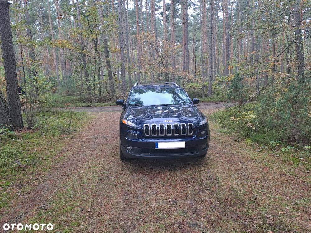 Jeep Cherokee - 3