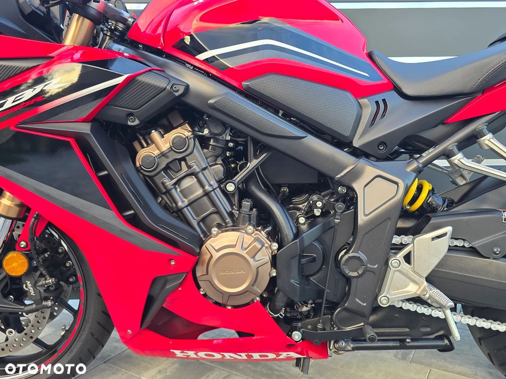 Honda CBR - 12