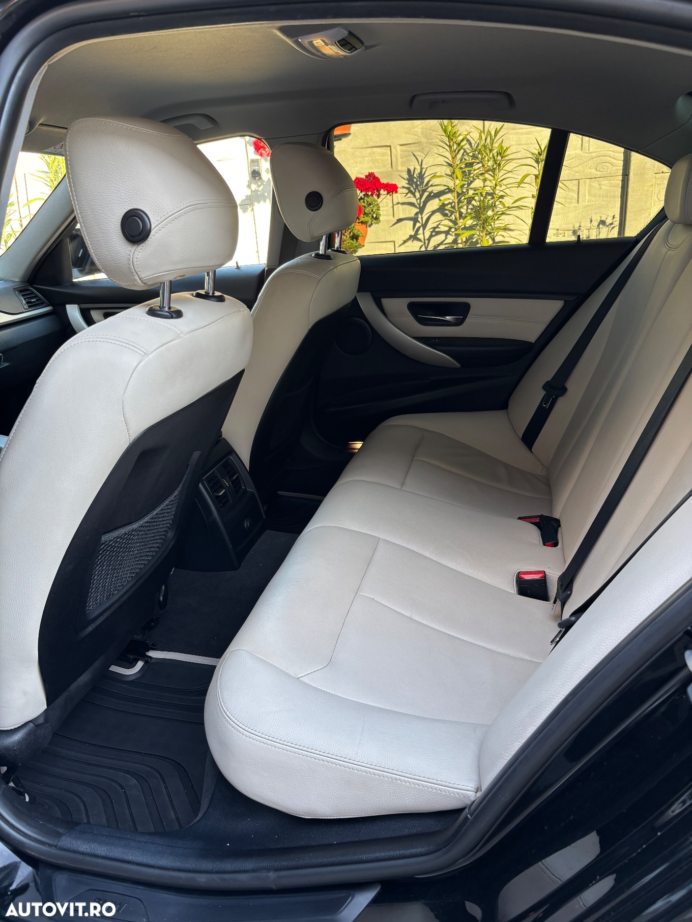 BMW Seria 3 316d Touring Aut. Advantage - 14