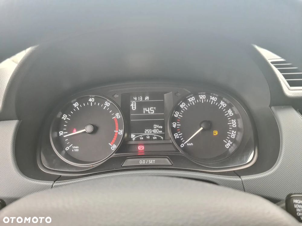 Skoda Fabia 1.2 TSI Active - 20