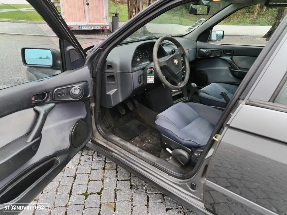 Alfa Romeo 146 1.4 TS 16V Confort - 9