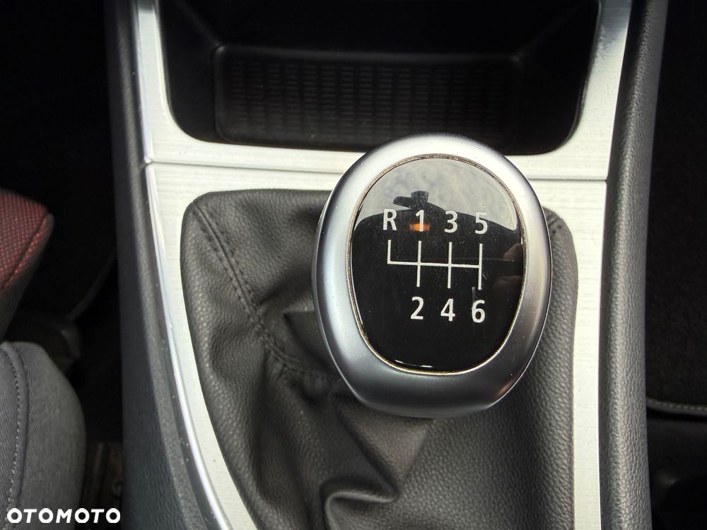 BMW Seria 1 118i - 16