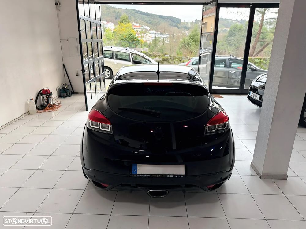 Renault Mégane Coupe 2.0 T 16V RS - 11