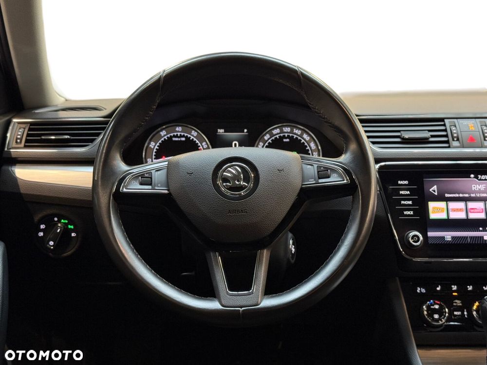 Skoda Superb 1.5 TSI Ambition DSG - 26