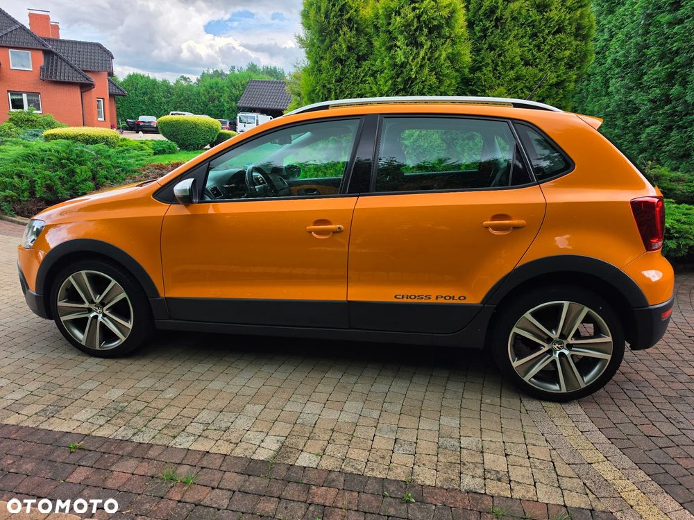 Volkswagen Polo - 4