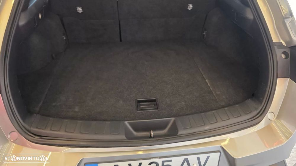 Lexus UX 250h Executive - 23