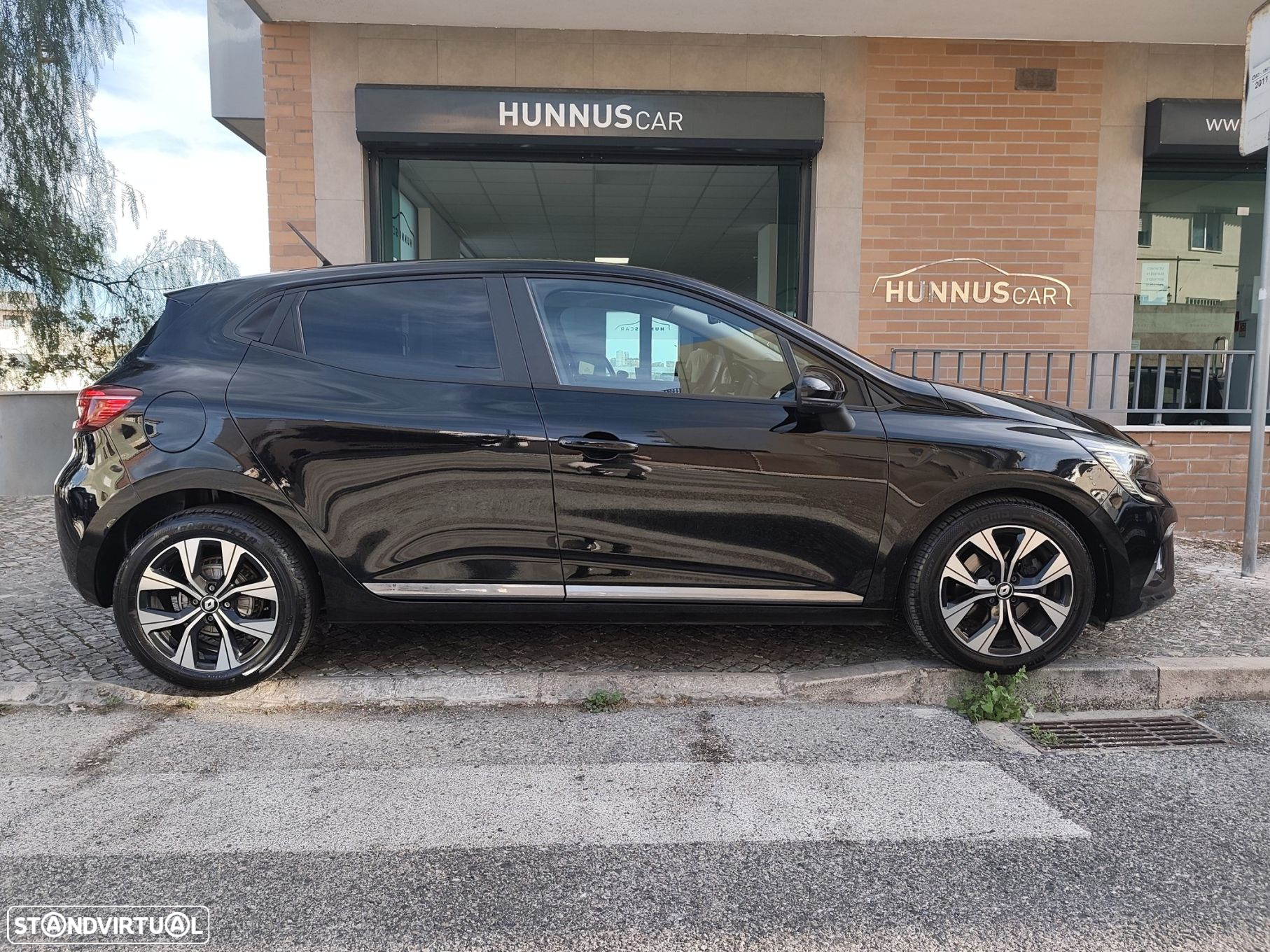 Renault Clio 1.5 Blue dCi Evolution - 10