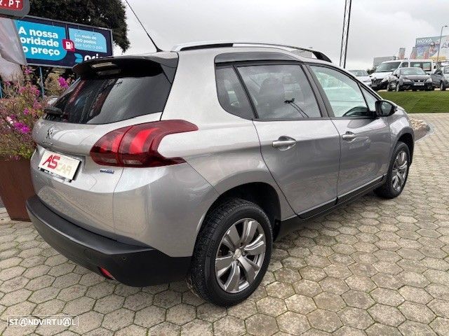 Peugeot 2008 1.6 BlueHDi Style - 5