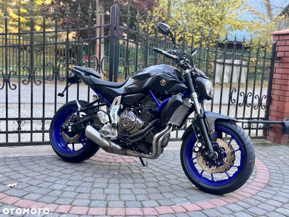 Yamaha MT - 2