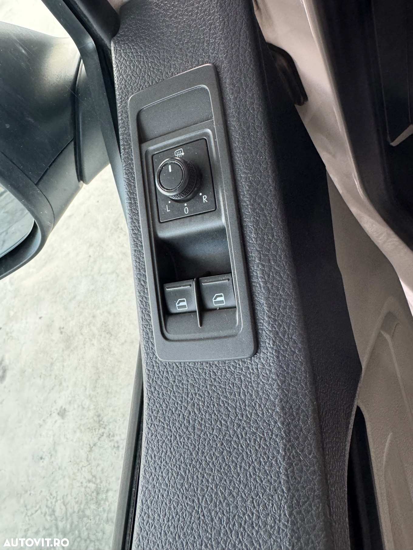Volkswagen Transporter Kombi T6 2.0 TDI 75 kW KR - 16