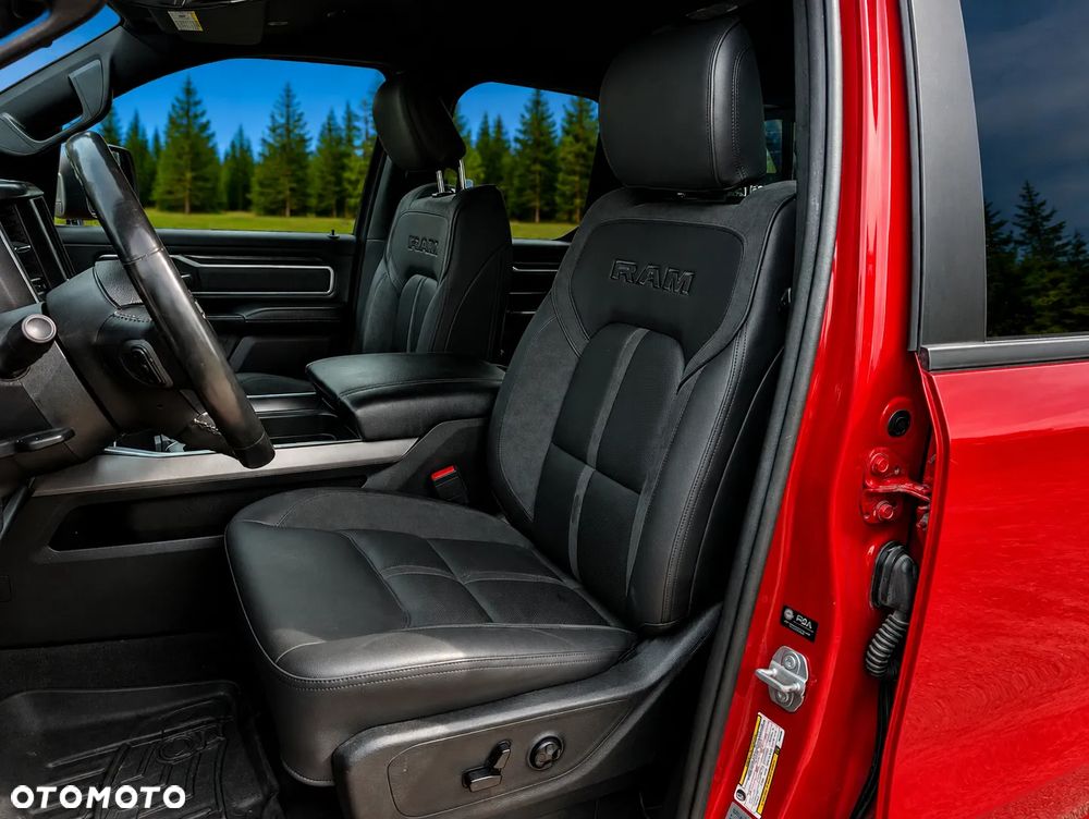 RAM 1500 Quad Cab Laramie - 18