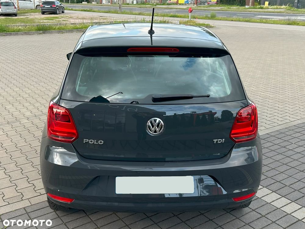 Volkswagen Polo - 11