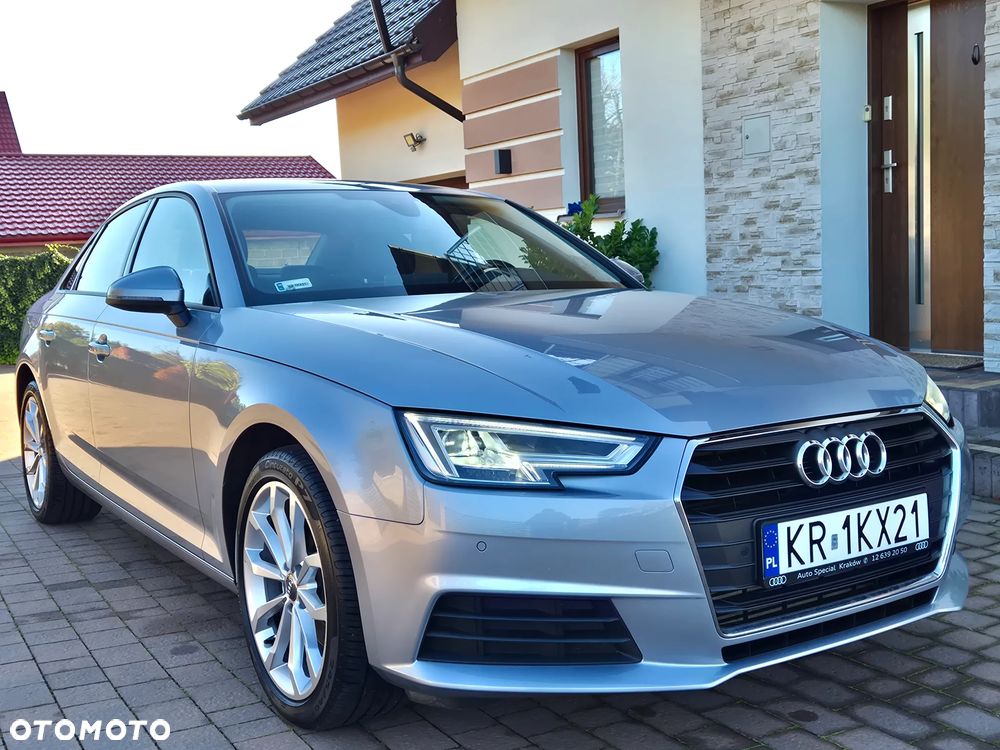 Audi A4 Limousine
