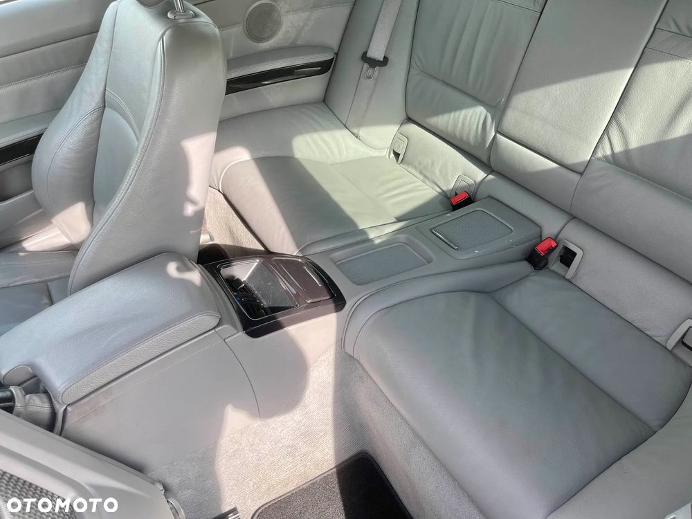 BMW Seria 3 325i - 13