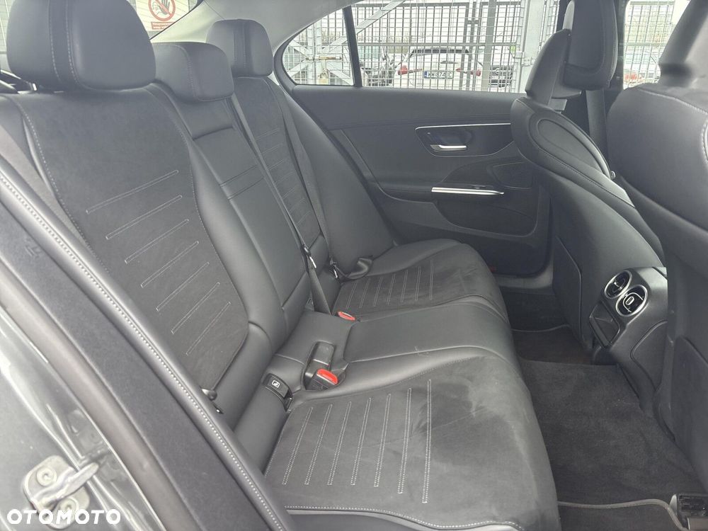 Mercedes-Benz Klasa C - 21