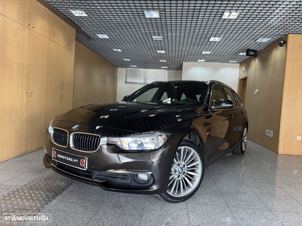 BMW 320 d Touring Line Luxury Auto - 2