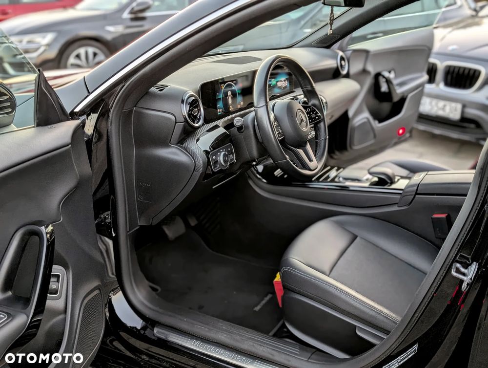 Mercedes-Benz CLA 200 d Shooting Brake 8G-DCT - 30