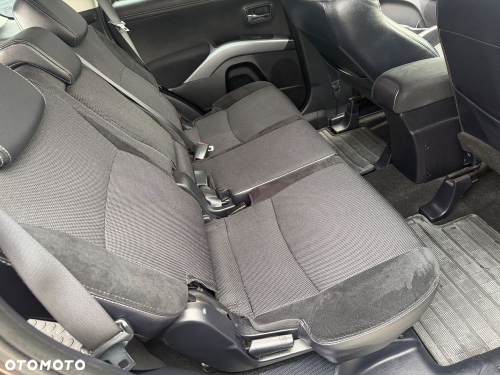 Mitsubishi Outlander 2.0 2WD Active - 24