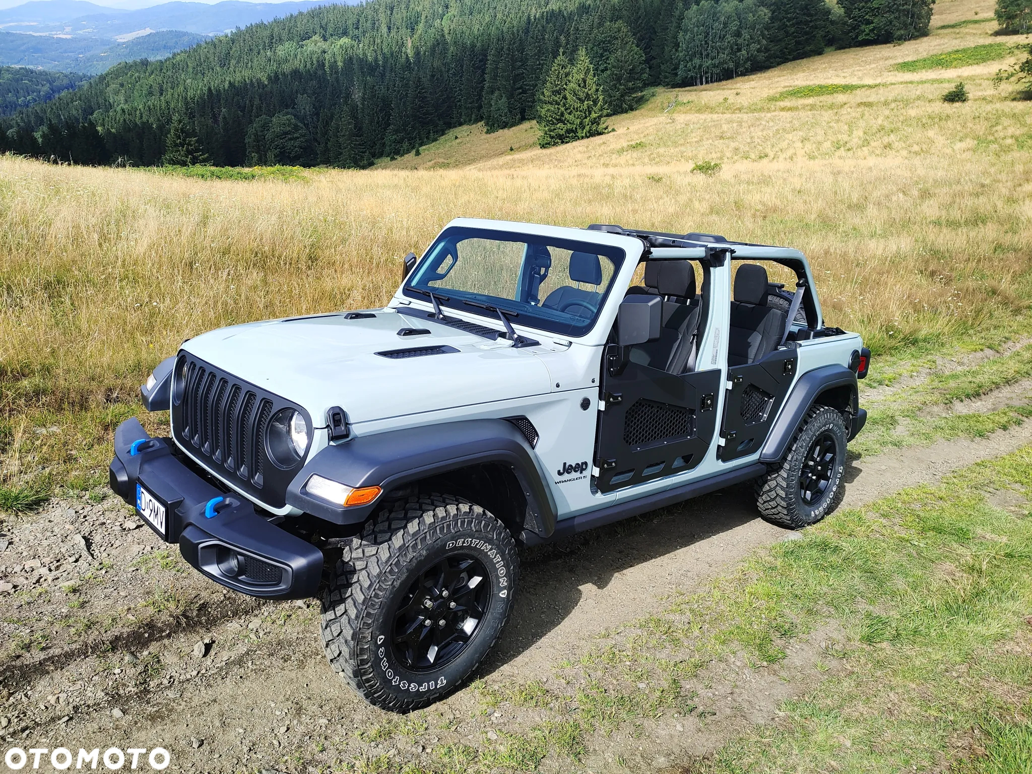 Jeep Wrangler - 2
