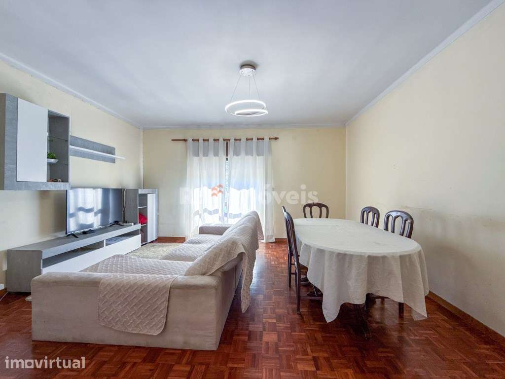 Apartamento T4 c/ Garagem e 2 Varandas - em Abrantes - Grande imagem: 3/34