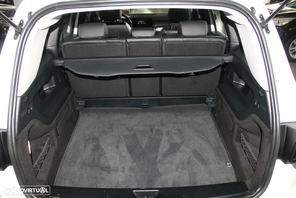 Mercedes-Benz GLB 180 d - 9