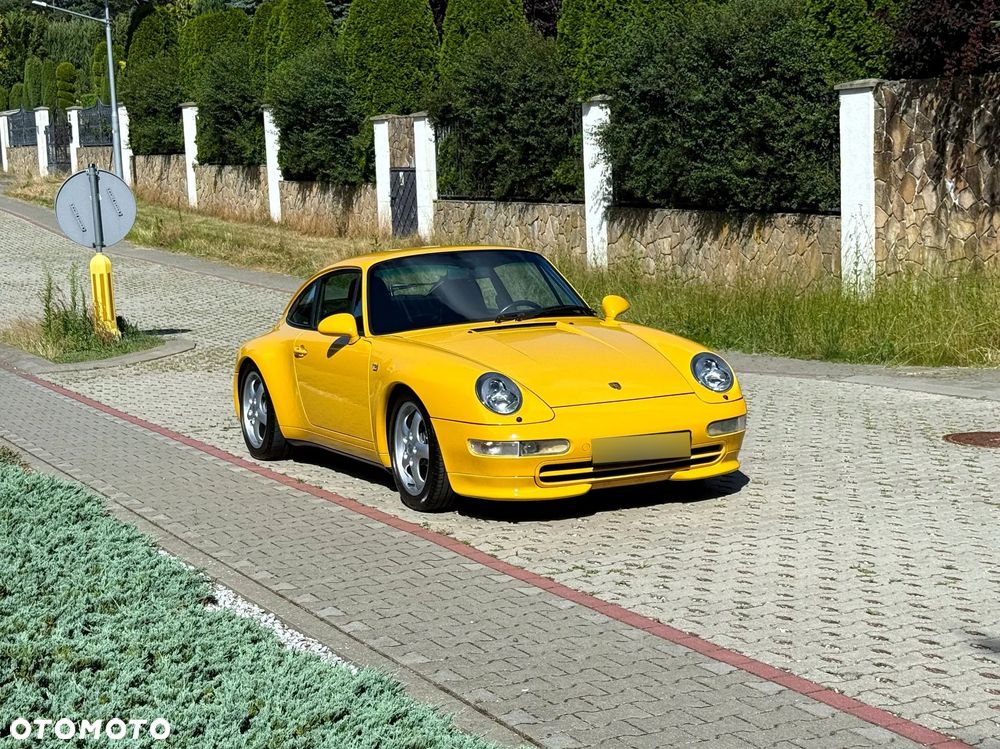 Porsche 911 Carrera - 3