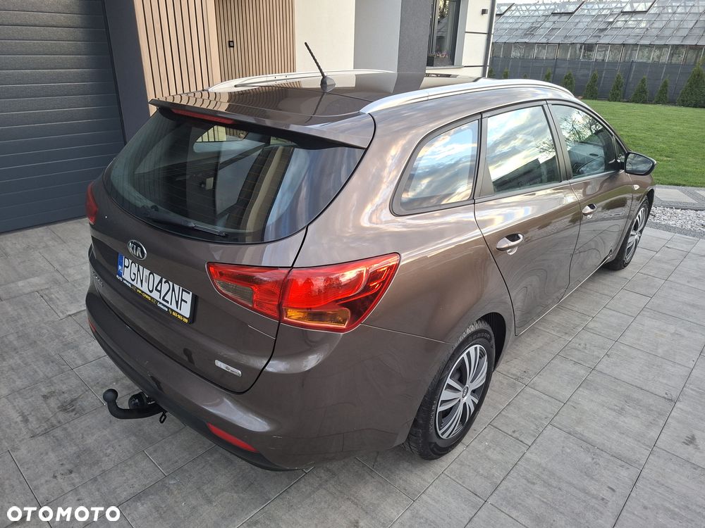 Kia Ceed - 5