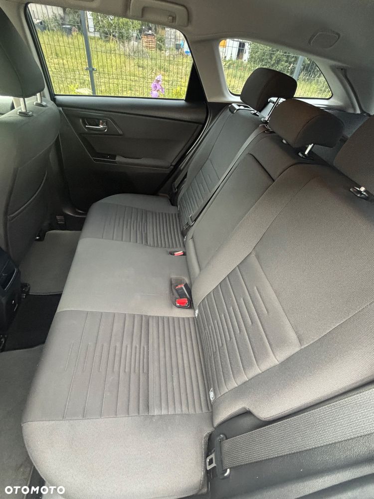 Toyota Auris 1.6 Premium - 14