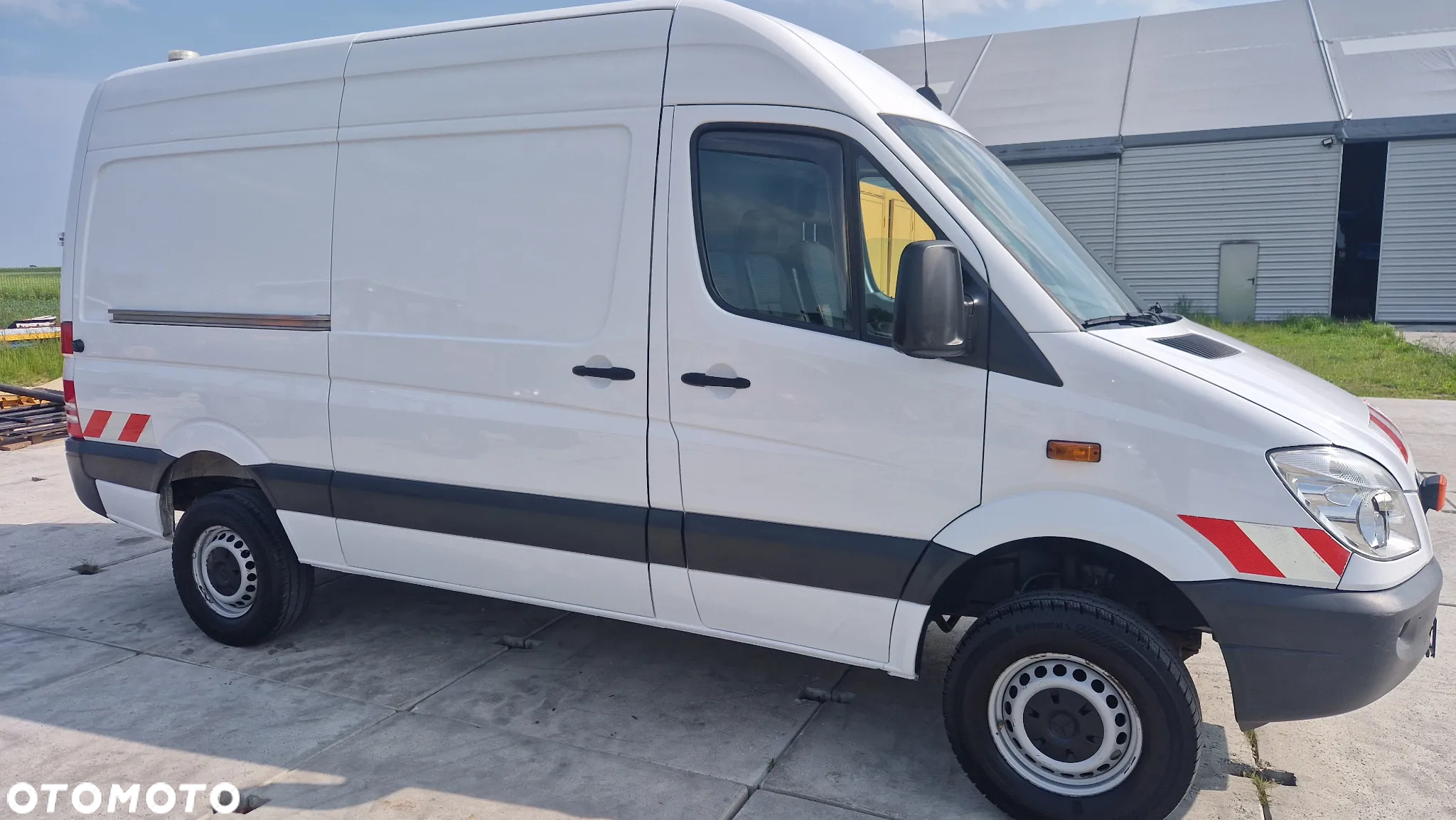 Mercedes-Benz Sprinter  319 4 x 4 V6 3.0 l - 2