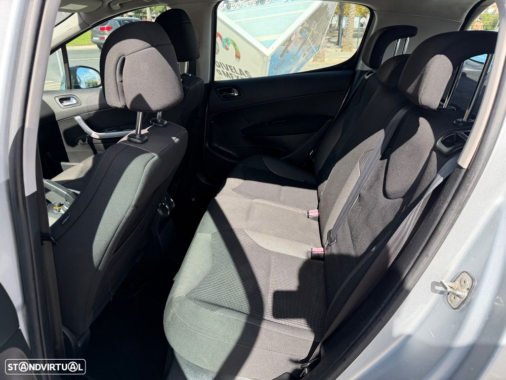 Peugeot 308 1.6 HDi Sport - 16