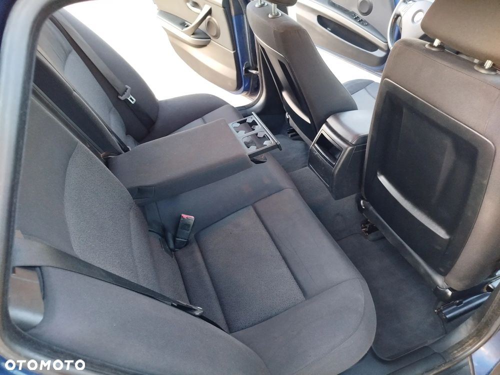 BMW Seria 3 - 22