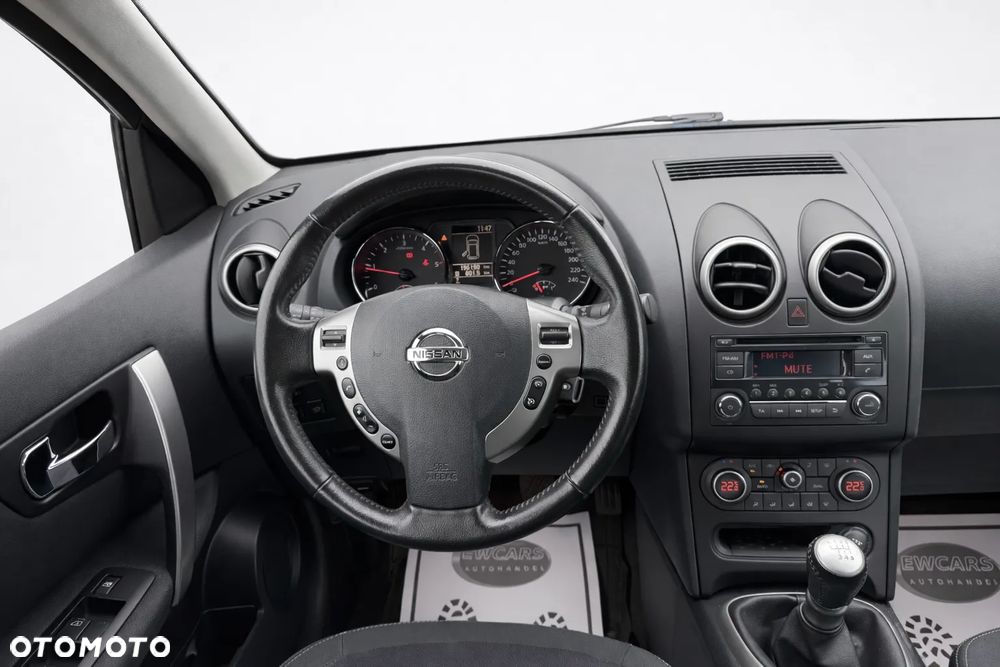 Nissan Qashqai 1.6 dCi DPF acenta - 8