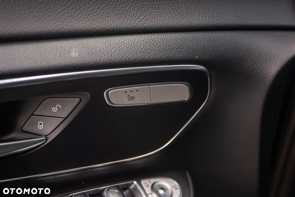 Mercedes-Benz Klasa V 250 (BlueTEC) d kompakt 7G-TRONIC Avantgarde - 26