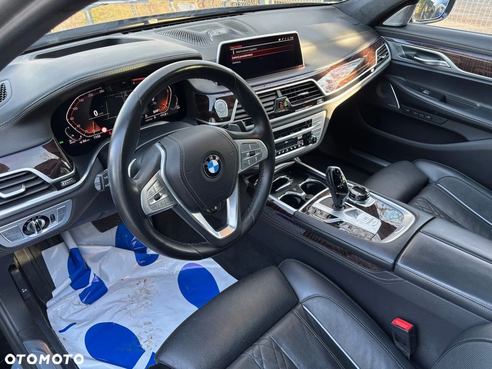 BMW Seria 7 2019 photo 5